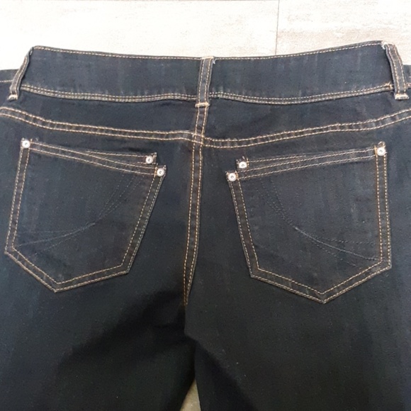 Crest blue jeans - Picture 3 of 3